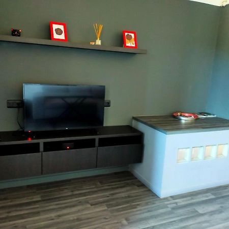 Appartement En Duplex Au 3Ieme Etage Sans Ascenseur 耶尔 外观 照片