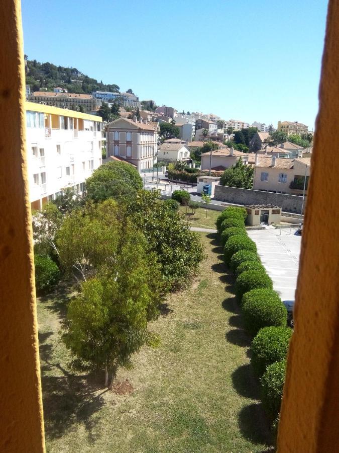 Appartement En Duplex Au 3Ieme Etage Sans Ascenseur 耶尔 外观 照片